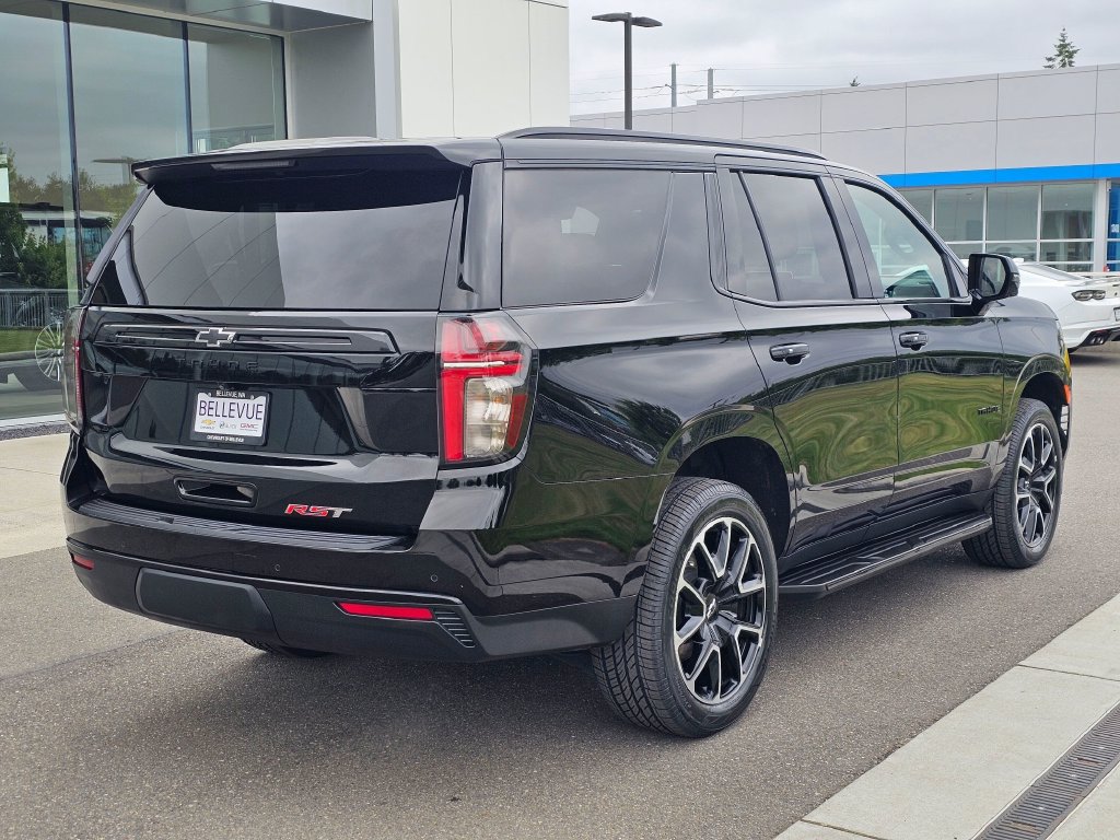 Used 2024 Chevrolet Tahoe RST w/ Luxury Package AWD/4WD image 5