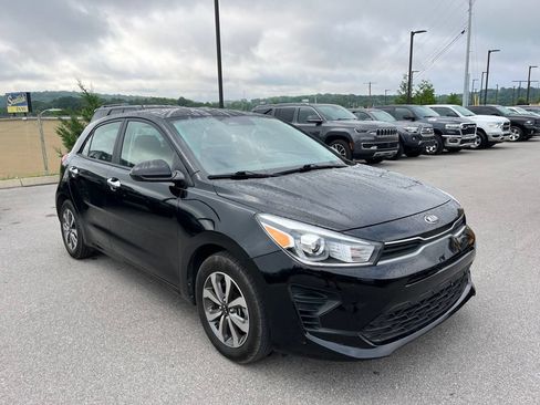 Used 2021 Kia Rio S w/ Option Group 015 FWD image 2
