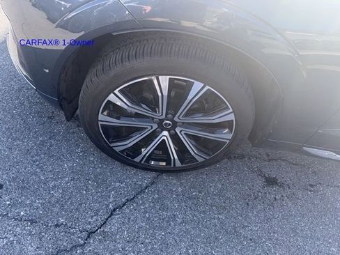 Used 2023 Volvo XC60 B5 Ultimate w/ Climate Package image 22