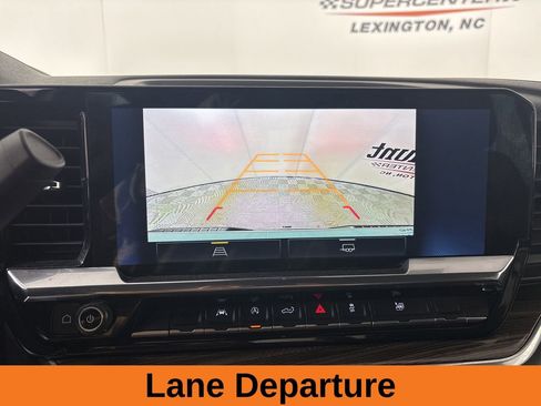 Used 2025 Chevrolet Silverado 1500 LT image 15