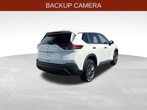 Used 2021 Nissan Rogue S FWD image 7