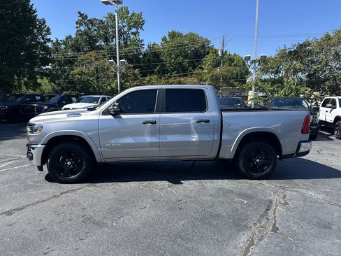 Used 2025 RAM 1500 Big Horn AWD/4WD image 5
