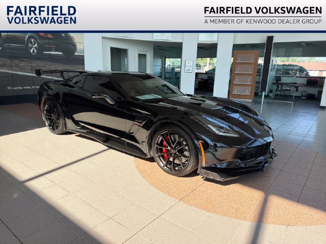 Used 2019 Chevrolet Corvette Grand Sport w/ Carbon Flash Badge Package RWD image 1