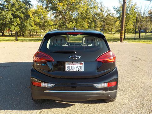 Used 2019 Chevrolet Bolt LT image 4