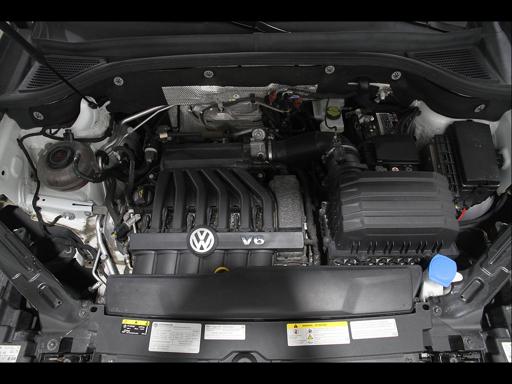Used 2021 Volkswagen Atlas Cross Sport SEL Premium AWD/4WD image 21