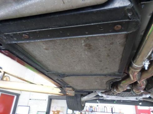 Used 2004 Chevrolet Corvette Convertible w/ Preferred Equipment Group image 30