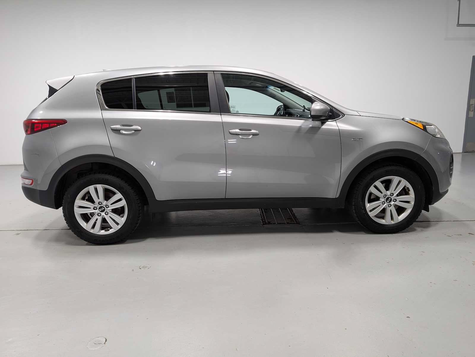 Used 2019 Kia Sportage LX AWD/4WD image 7