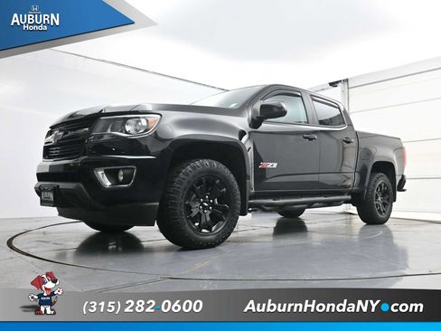 Used 2018 Chevrolet Colorado Z71 w/ Z71 Midnight Edition AWD/4WD image 21