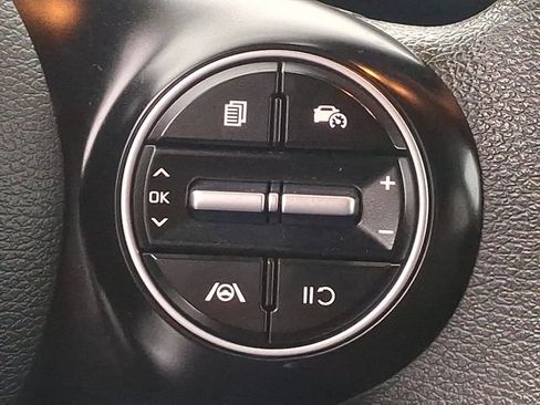 Used 2023 Kia Soul LX w/ Option Group 015 FWD image 22