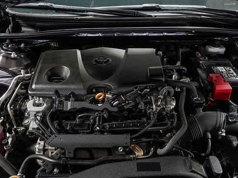 Used 2021 Toyota Camry SE image 29