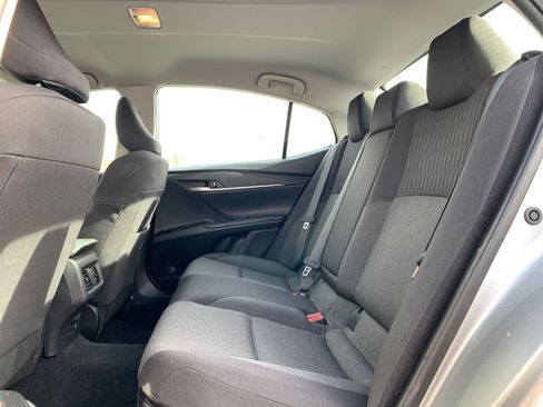 Used 2025 Toyota Camry LE image 24