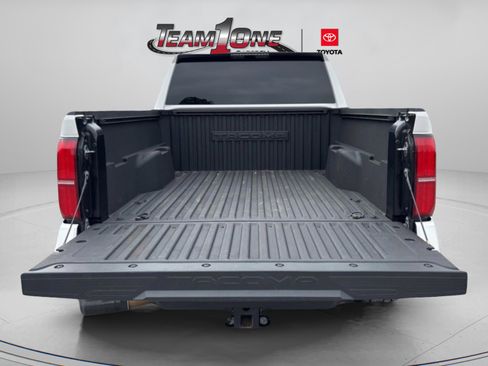 Certified 2024 Toyota Tacoma SR5 image 9