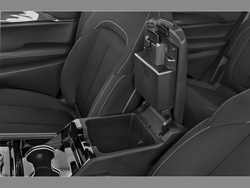 Used 2024 Jeep Grand Cherokee L Laredo w/ Luxury Tech Group I AWD/4WD image 31
