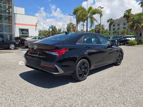 New 2026 Hyundai Elantra SEL Sport Premium FWD image 7