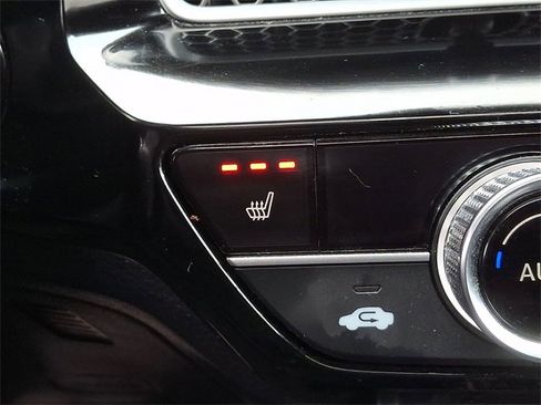 Used 2025 Honda Civic Sport image 25