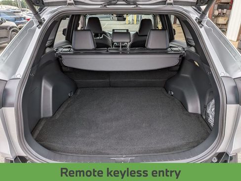 Used 2025 Toyota RAV4 XSE AWD/4WD image 29