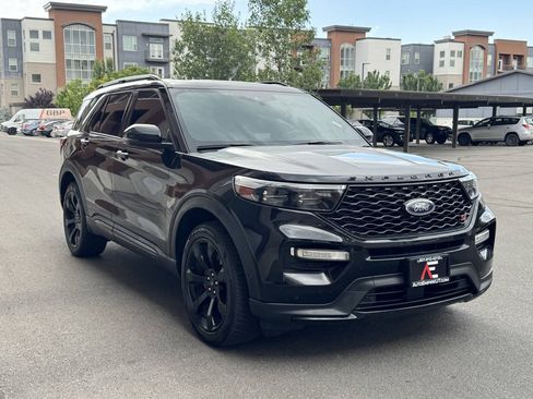 Used 2020 Ford Explorer ST w/ Premium Technology Package AWD/4WD image 8