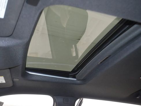 Used 2023 Chevrolet Silverado 1500 ZR2 w/ Technology Package image 17