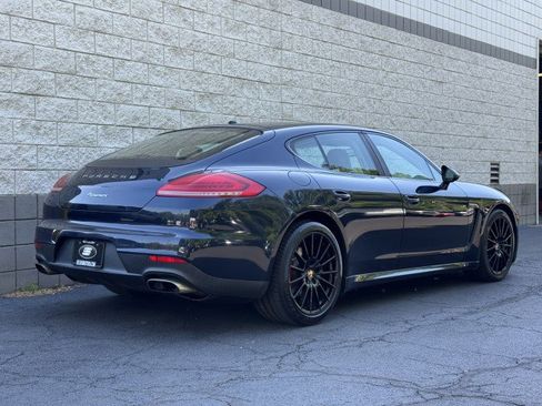Used 2014 Porsche Panamera image 16