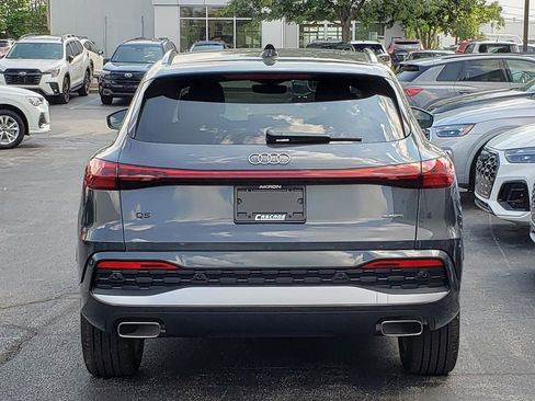 New 2025 Audi Q5 Premium image 4