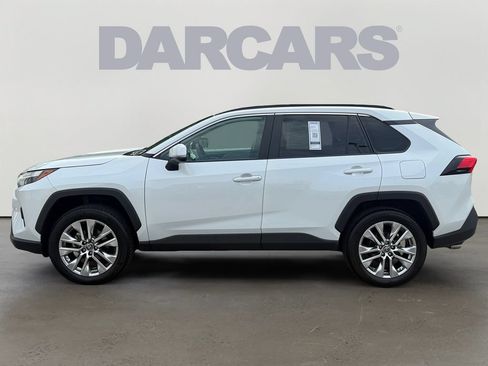 Used 2025 Toyota RAV4 XLE Premium w/ Weather Package AWD/4WD image 4