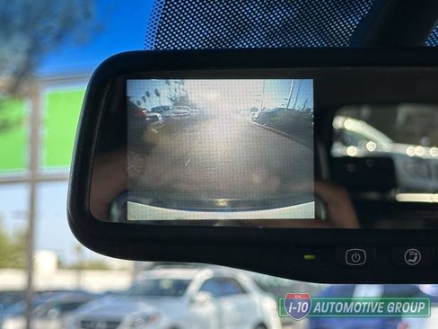 Used 2014 GMC Yukon XL SLT AWD/4WD image 26