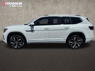 Used 2024 Volkswagen Atlas SEL Premium R-Line AWD/4WD video 2