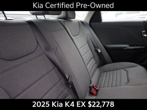 Certified 2025 Kia K4 EX image 32