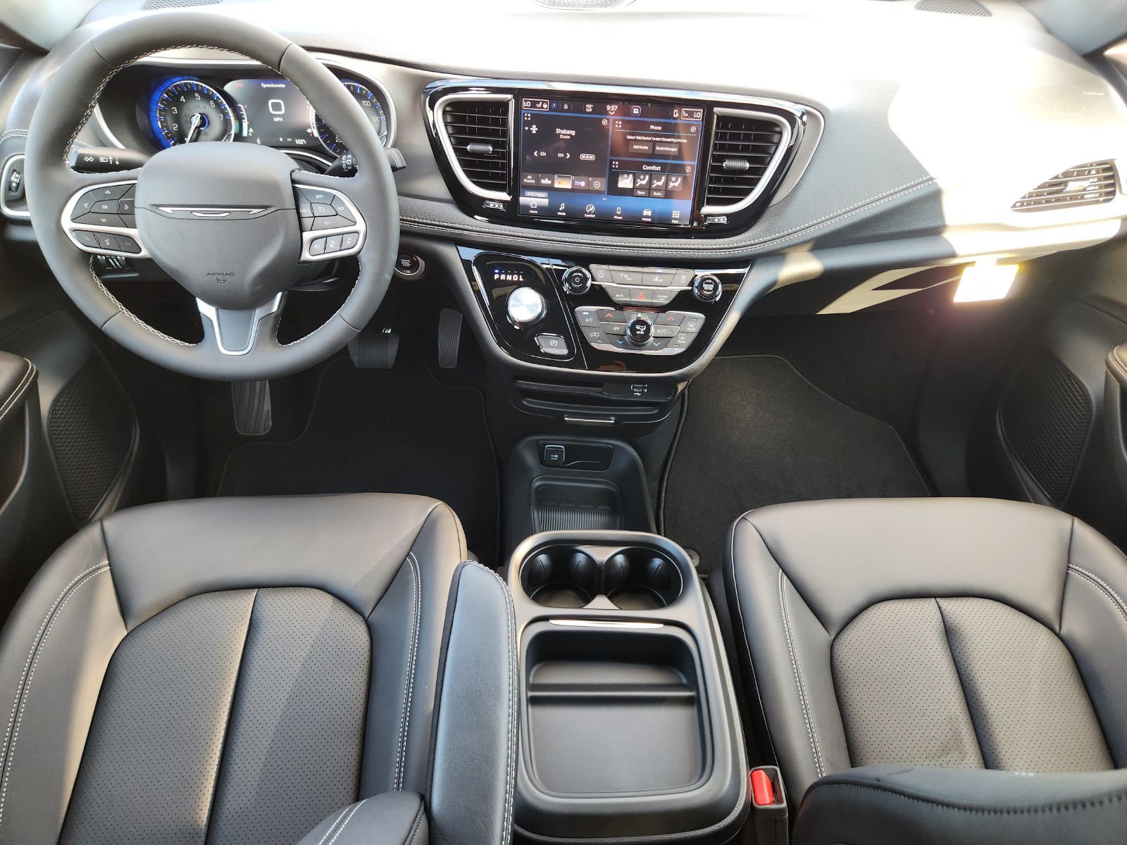 New 2027 Chrysler Pacifica Select FWD image 25