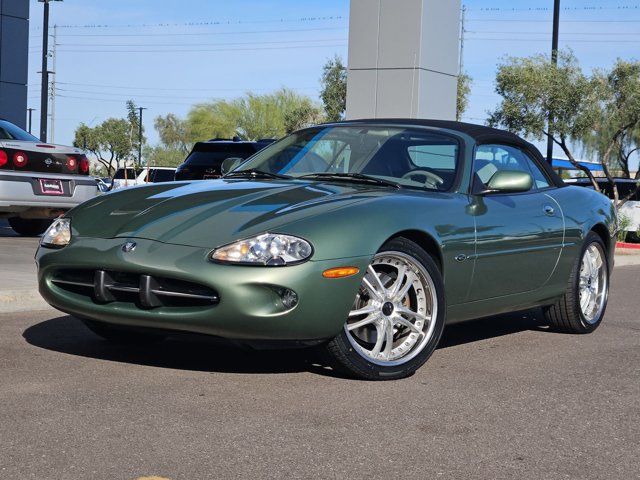 Used 1999 Jaguar XK8 Convertible RWD image 4
