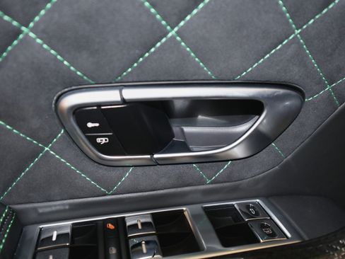 Used 2015 Bentley Continental GT3-R image 26