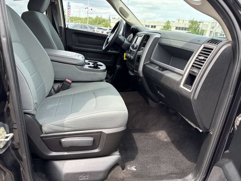 Used 2015 RAM 1500 Express AWD/4WD image 12