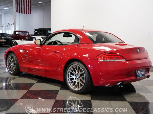 Used 2013 BMW Z4 sDrive35i RWD image 10