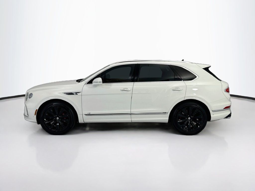 Certified 2022 Bentley Bentayga AWD/4WD image 8