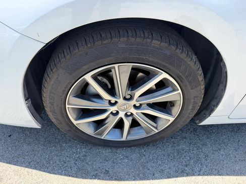 Used 2016 Lexus ES 300h w/ Luxury Package w/Wood Trim FWD image 34