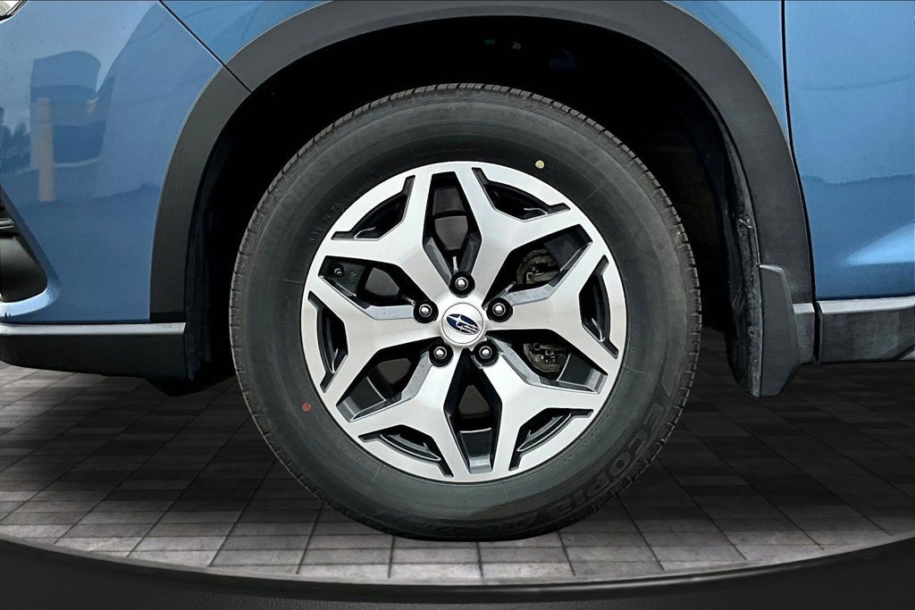 Used 2024 Subaru Forester Premium AWD/4WD image 35
