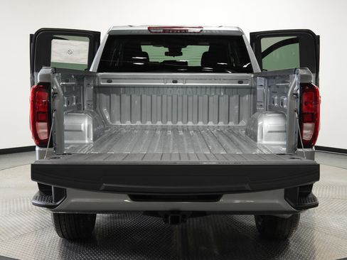 New 2026 GMC Sierra 1500 Elevation image 11