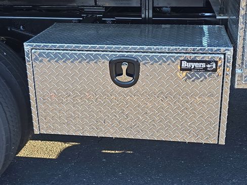 New 2026 Ford F450 XL w/ XL Chrome Package image 14