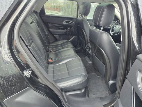 Used 2018 Land Rover Range Rover Velar S image 12