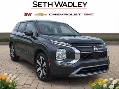 Used 2025 Mitsubishi Outlander SE