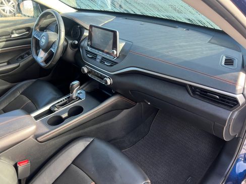 Used 2022 Nissan Altima 2.5 SR image 16