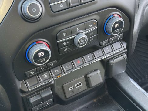 Used 2023 Chevrolet Silverado 2500 LTZ w/ LTZ Plus Package image 27