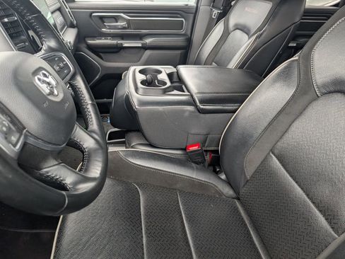 Used 2023 RAM 1500 Laramie AWD/4WD image 7
