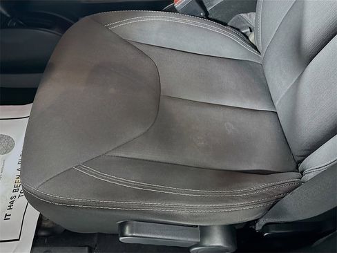 Used 2018 Jeep Wrangler Unlimited Sahara w/ Connectivity Group image 14