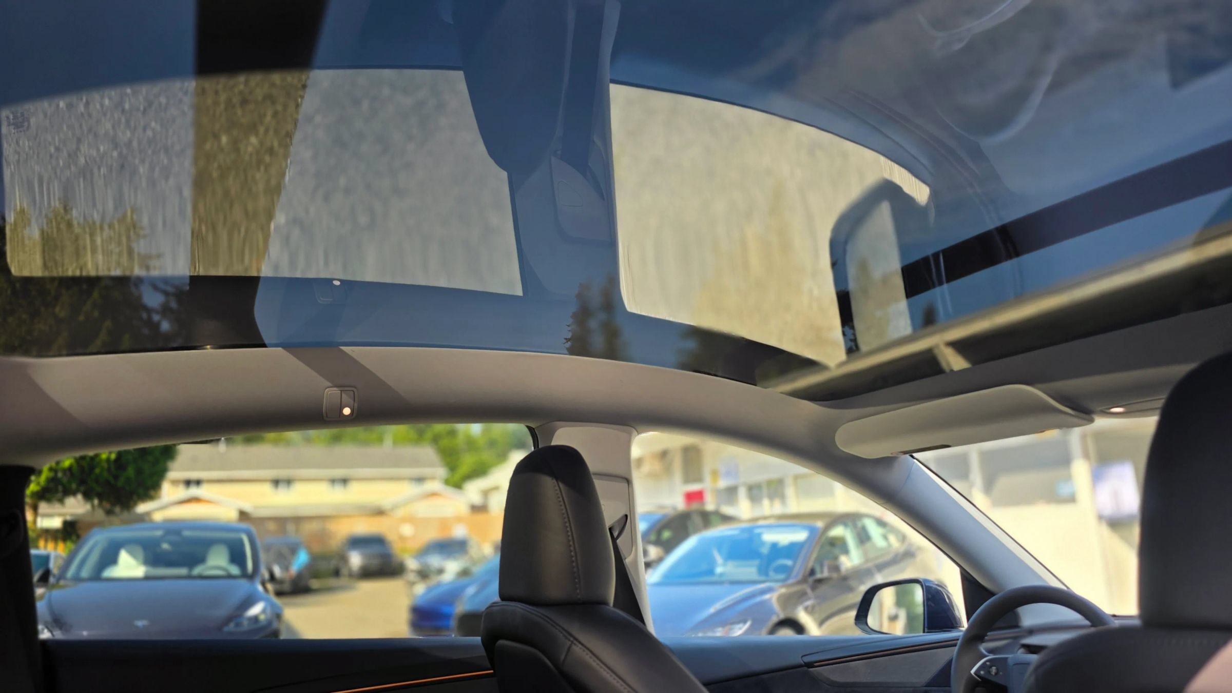 Used 2026 Tesla Model Y AWD image 15