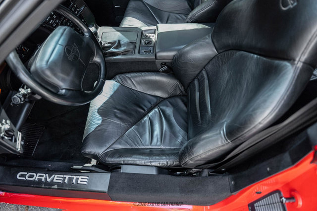 Used 1994 Chevrolet Corvette ZR1 RWD image 24
