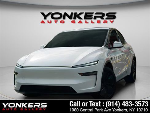 Used 2026 Tesla Model Y Long Range image 23