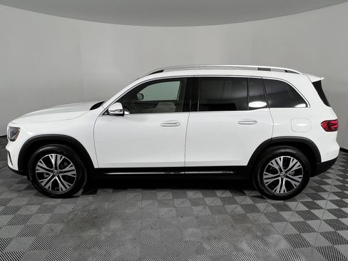 Used 2025 Mercedes-Benz GLB 250 image 9