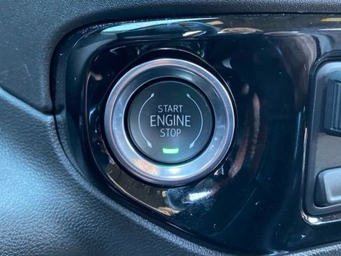 Certified 2026 Chevrolet Silverado 1500 High Country w/ Technology Package image 41