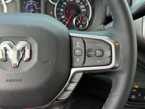 Used 2025 RAM 2500 Big Horn AWD/4WD image 18